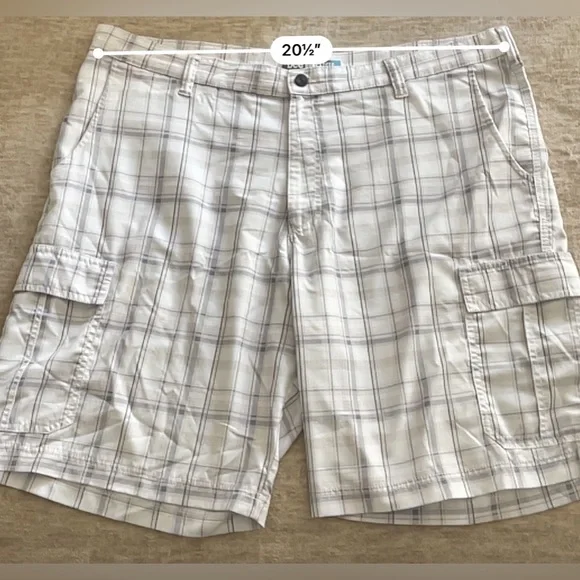 Lee Dungarees Cargo White & Gray/Blue Plaid Shorts 42 - Picture 2 of 8